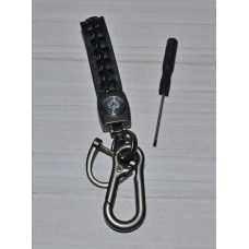Брелок для автомобільних ключів плетений с карабином Mersedes