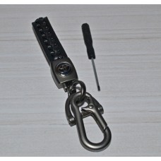 Брелок для автомобільних ключів плетений с карабином Toyota