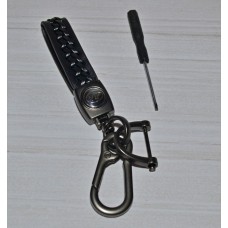 Брелок для автомобільних ключів плетений с карабином VIP 